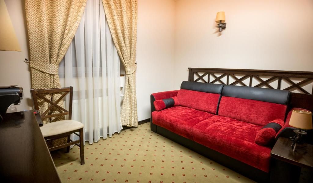 Отель Hotel Gradina Morii Сигету-Мармацией